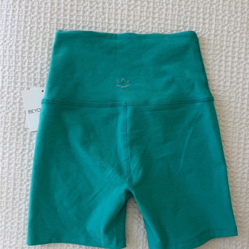 Beyond Yoga 5” XS High-Waist Women’s Bike Shorts - Teal